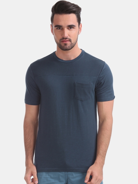 

Cherokee Men Blue Solid Round Neck T-shirt