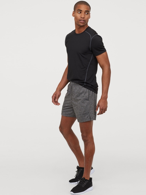 

H&M Men Grey Solid Sports Shorts