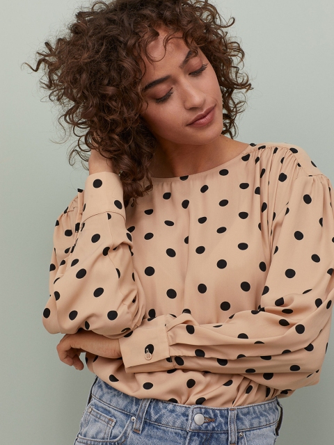 

H&M Women Beige & Black Polka Dot Printed Batwing-Sleeved Blouse