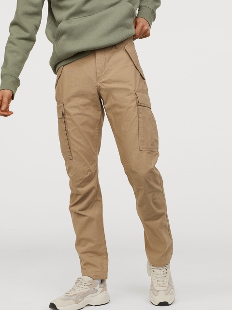 

H&M Men Beige Cotton Cargo Trousers