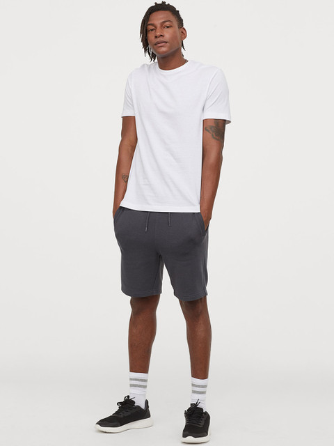 

H&M Men Grey Sweatshirt Sustainable Shorts Regular Fit