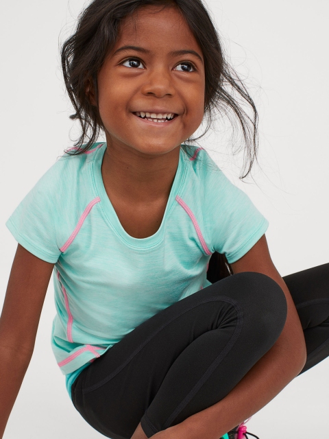 

H&M Girls Black Solid Sports Tights