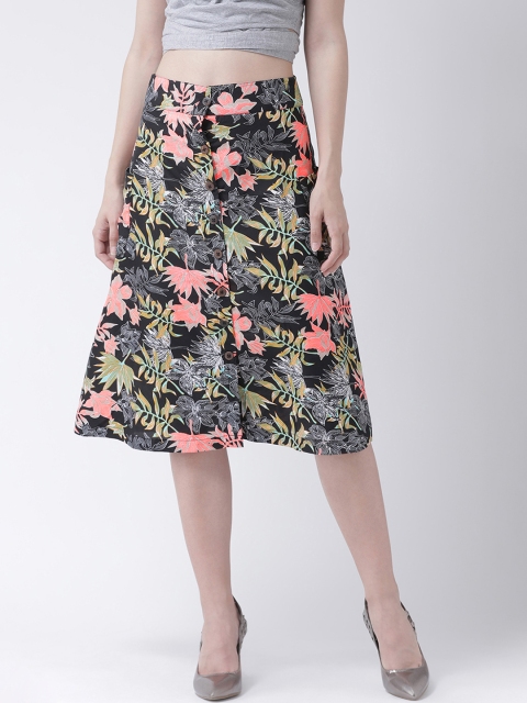 

The Vanca Women Black & Green Floral Printed Flared Knee-Length Skirt