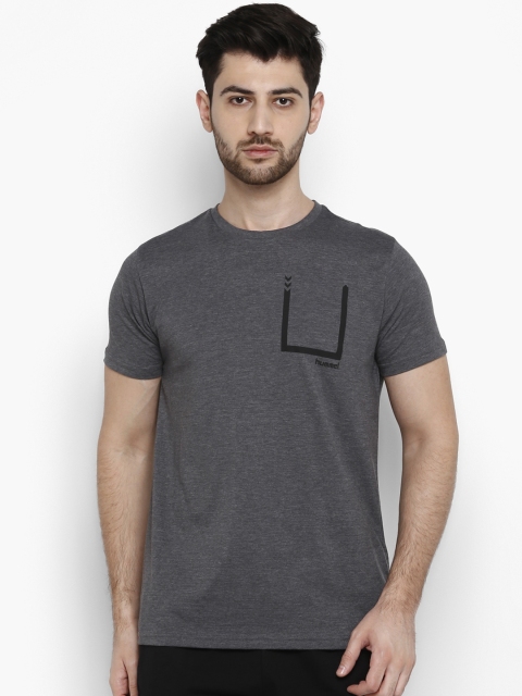 

hummel Men Grey Solid Round Neck T-shirt