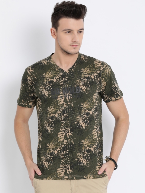 

t-base Men Green Printed V-Neck T-shirt