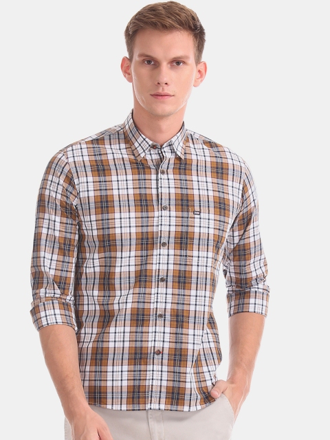 

Arrow Sport Men Tan Brown & White Regular Fit Checked Casual Shirt