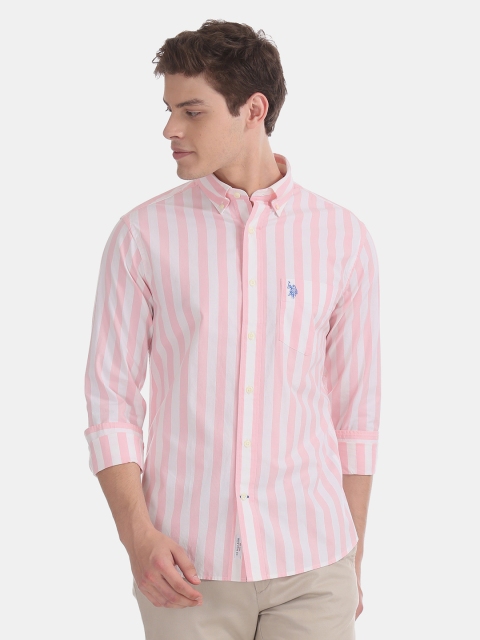 

U.S. Polo Assn. Men Pink & White Solid Casual Shirt