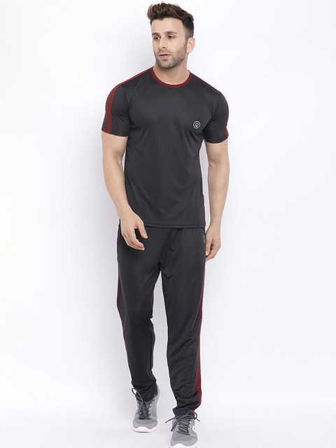 

Chkokko Men Black Solid Summer Tracksuit