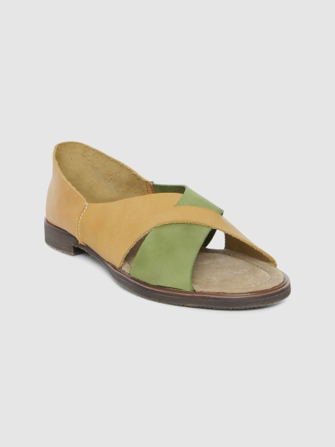 

MERAKI Women Beige & Green Colourblocked Leather Open Toe Flats