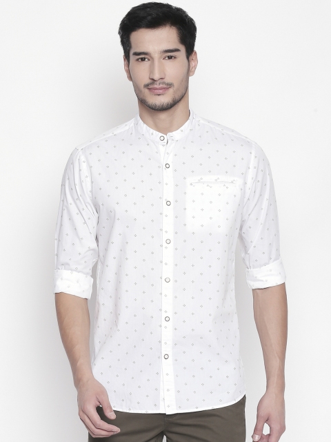 

BYFORD by Pantaloons Men Off-White Slim Fit Printed Casual Shirt