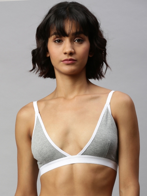 

Berrys Intimatess Grey Solid Non-Wired Non Padded T-shirt Bra