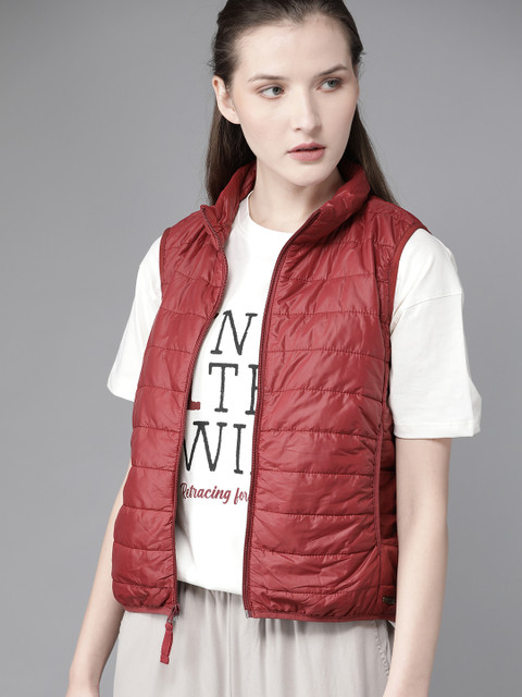 

Roadster Women Maroon Solid Lightweight Packable Jacket