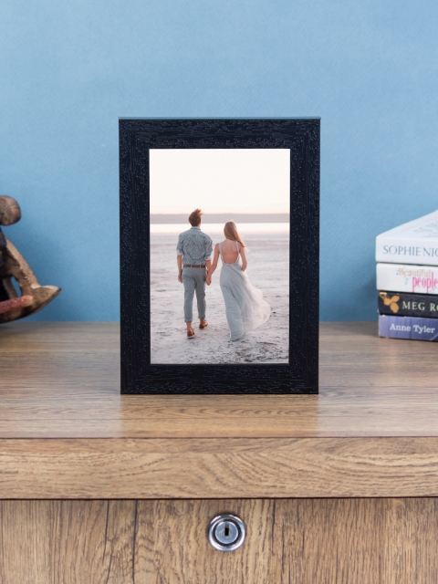

WISHTANK Black Textured Table Top Photo Frame
