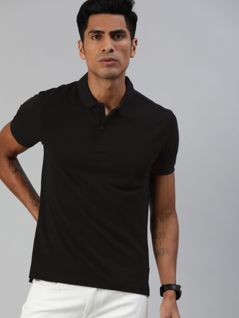 

Levis Men Black Solid Polo Collar Pure Cotton T-shirt