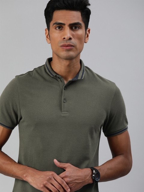 

Levis Men Olive Green Printed Polo Collar Pure Cotton T-shirt