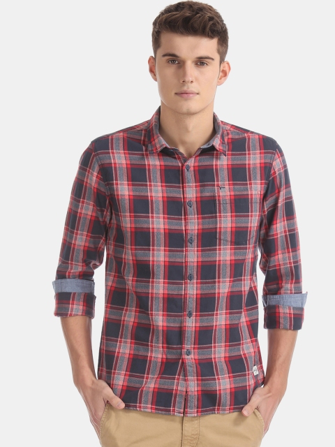 

Flying Machine Men Red & Navy Blue Slim Fit Checked Casual Shirt