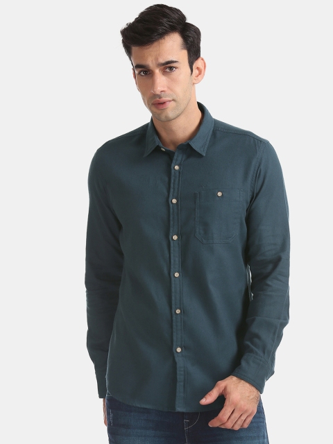 

Flying Machine Men Green Slim Fit Solid Casual Shirt