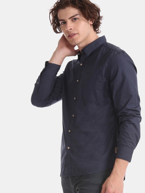 

Flying Machine Men Blue Regular Fit Solid Casual Shirt