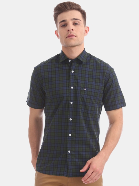 

Arrow Sport Men Green & Navy Blue Regular Fit Checked Casual Shirt
