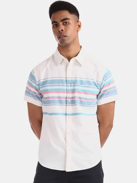 

Aeropostale Men White & Blue Regular Fit Striped Casual Shirt