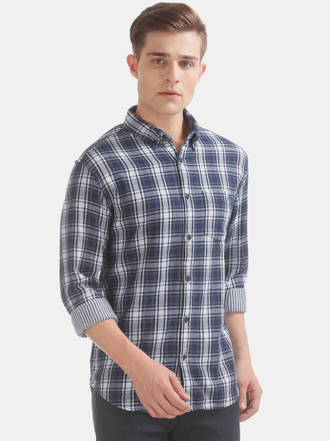 

Aeropostale Men Navy Blue & White Regular Fit Checked Casual Shirt