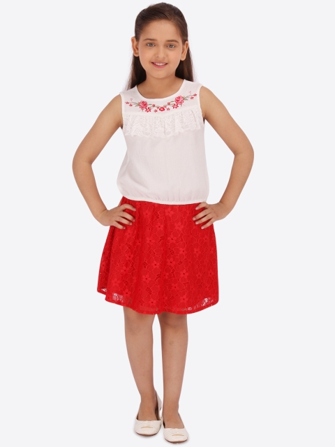 

CUTECUMBER Girls White & Red Solid Top with Skirt