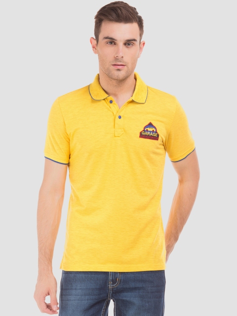 

Ruggers Men Yellow Solid Polo Collar T-shirt