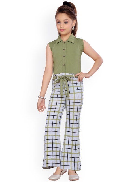 

Aarika Girls Green & Off White Checked Basic Jumpsuit