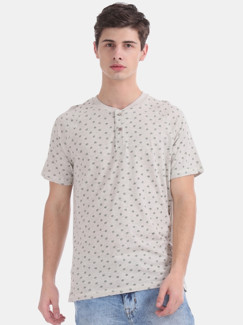 

Cherokee Men Off-White & Black Printed Slim Fit Henley Neck T-shirt