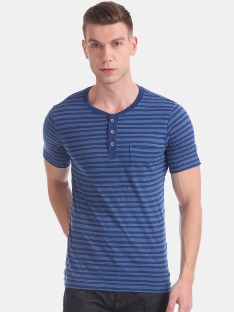 

Cherokee Men Blue Striped Henley Neck T-shirt
