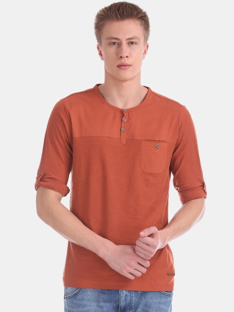 

Cherokee Men Rust Solid Henley Neck T-shirt