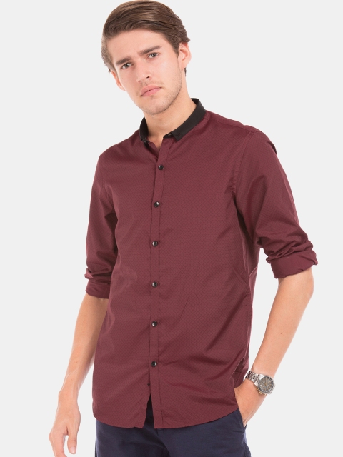 

Excalibur Men Maroon Slim Fit Printed Casual Shirt