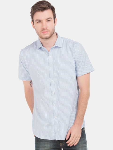 

Excalibur Men White & Blue Regular Fit Striped Casual Shirt