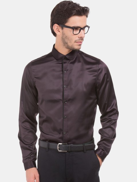 

Excalibur Men Purple Skinny Fit Solid Party Shirt