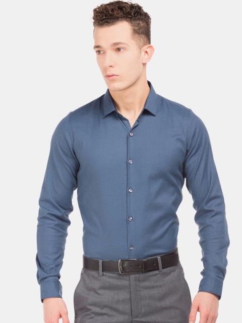 

Excalibur Men Blue Slim Fit Solid Formal Shirt
