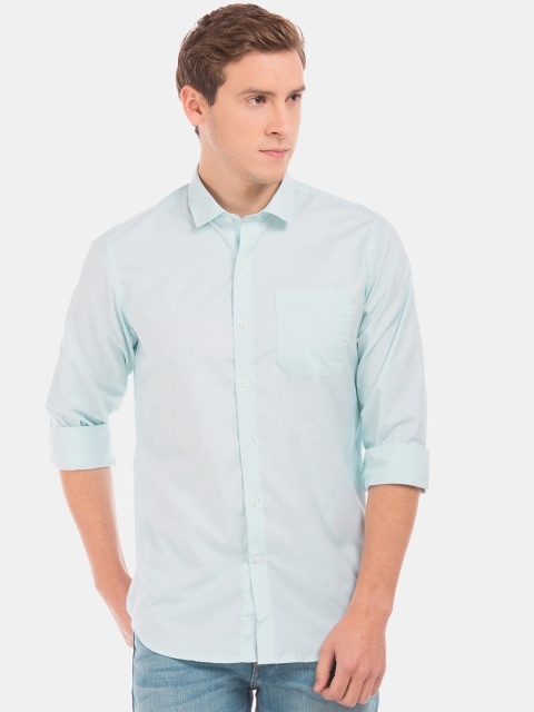 

Excalibur Men Blue Slim Fit Solid Casual Shirt