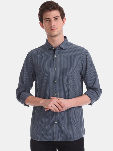 

Ruggers Men Navy Blue & Grey Regular Fit Checked Casual Shirt