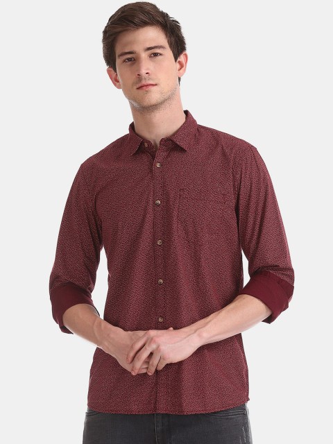 

Ruggers Men Maroon Regular Fit Printed Casual Shirt