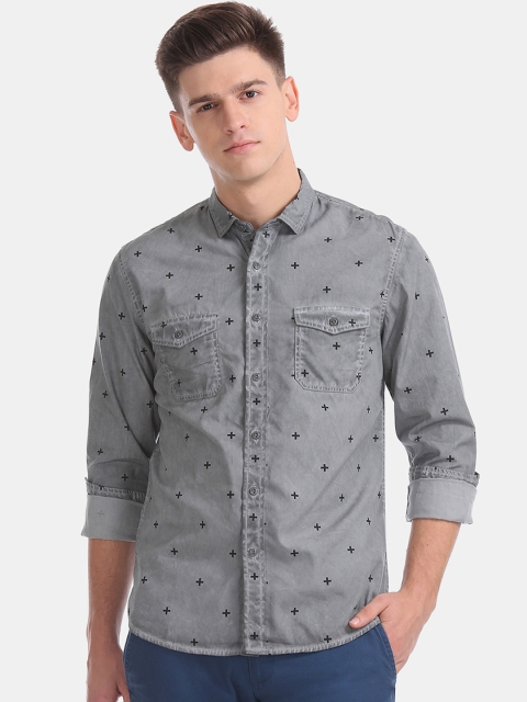 

Colt Men Grey & Black Slim Fit Printed Casual Shirt
