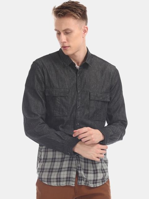 

Colt Men Grey Regular Fit Checked Casual Shirt