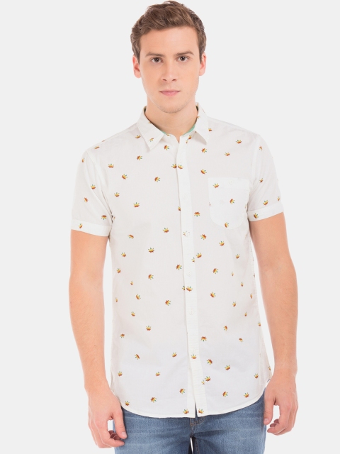 

Colt Men White Regular Fit Leaf Printed Casual Shirt