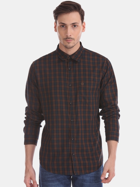 

Ruggers Men Brown & Black Slim Fit Checked Casual Shirt