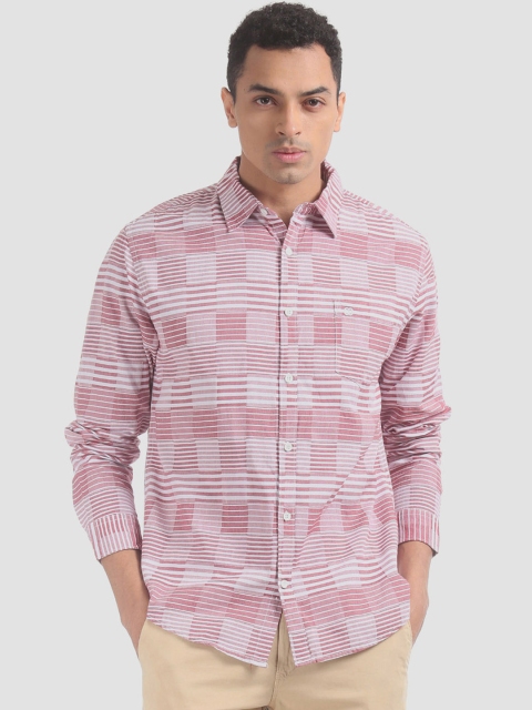 

Ruggers Men Red & Off-White Checked Casual Shirt