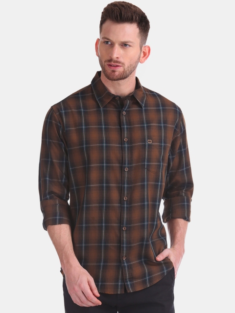 

Ruggers Men Brown & Grey Checked Casual Shirt