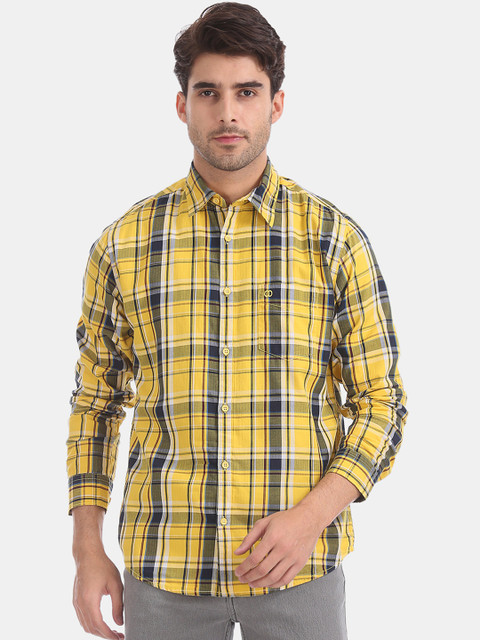 

Ruggers Men Yellow & Navy Blue Regular Fit Checked Casual Shirt