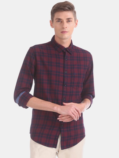 

Ruggers Men Brown & Blue Slim Fit Checked Casual Shirt