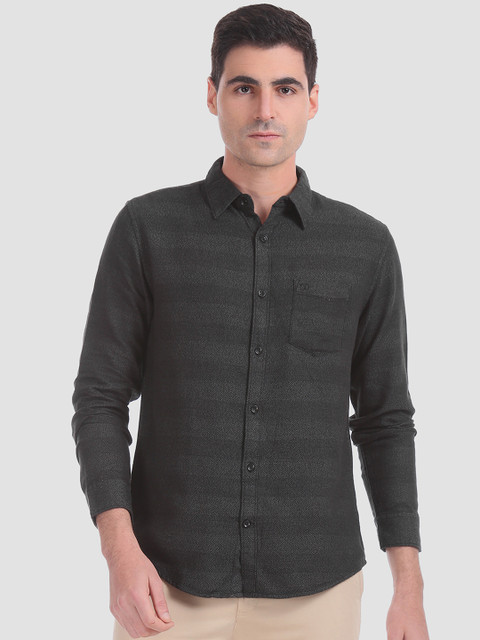 

Ruggers Men Charcoal Grey Slim Fit Self Design Casual Shirt