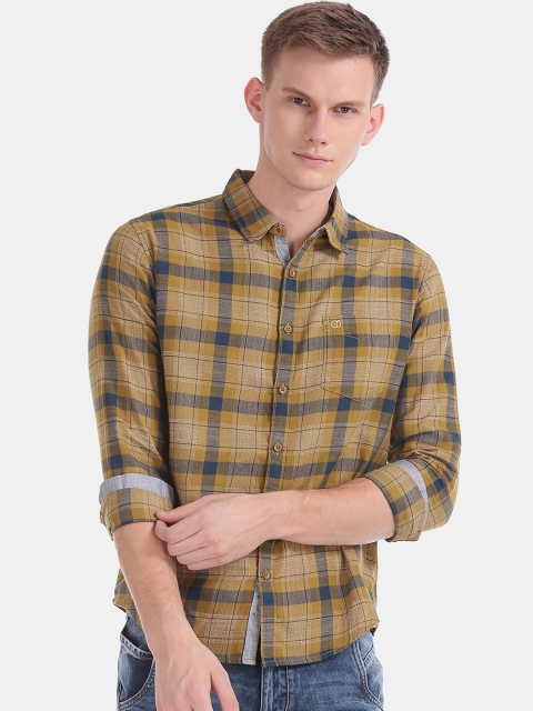 

Ruggers Men Khaki & Navy Blue Slim Fit Checked Casual Shirt