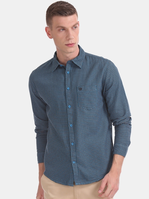 

Ruggers Men Blue & Black Regular Fit Checked Casual Shirt