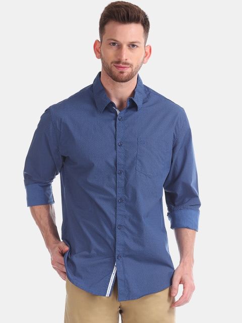 

Ruggers Men Blue Regular Fit Checked Casual Shirt